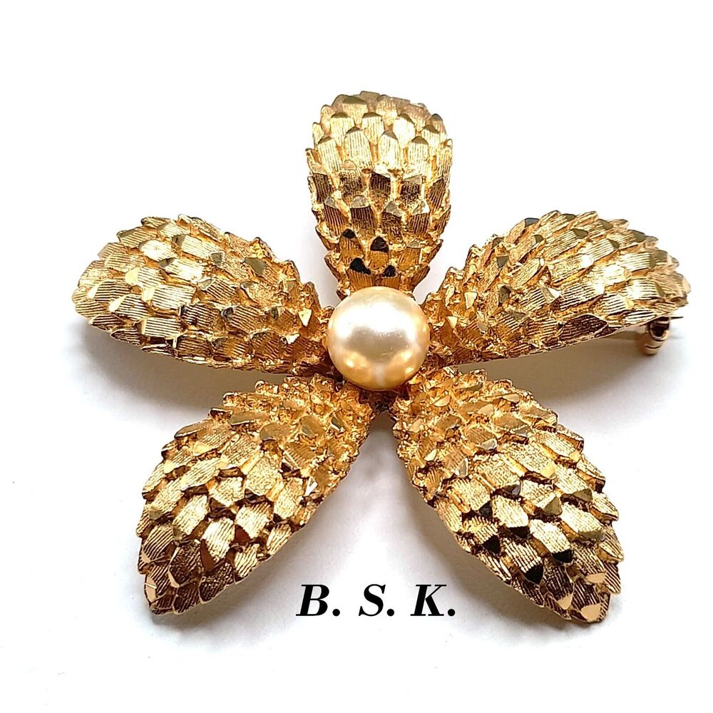Vintage BSK Flower Brooch, Pin Gold Tone 2.5", Faux Pearl